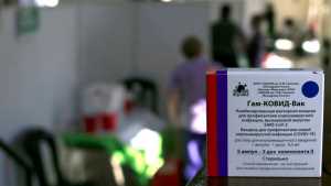 Casi 8.000 personas esperan la segunda dosis de Sputnik V en Roca