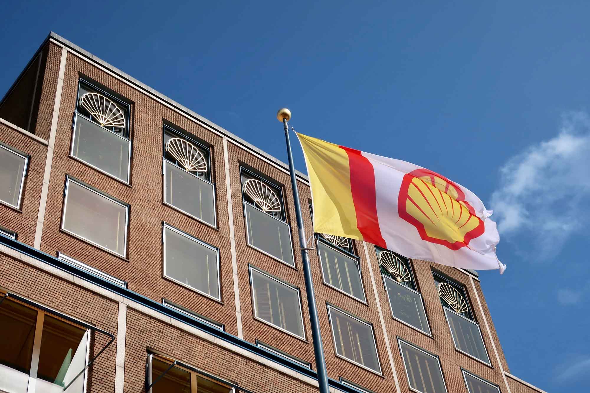 La petrolera angloholandesa Shell anunció que invertirá unos 2.000 millones de dólares para comprar acciones propias. (Foto: gentileza)