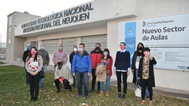 La precandidata Tanya Bertoldi recorrió las obras en la Universidad Tecnológica Nacional (gentileza)