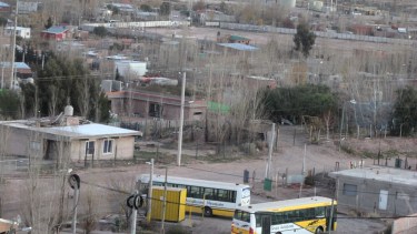 La ocupación es vecina de la explotación hidrocarburífera que data de 1996. (Oscar Livera)