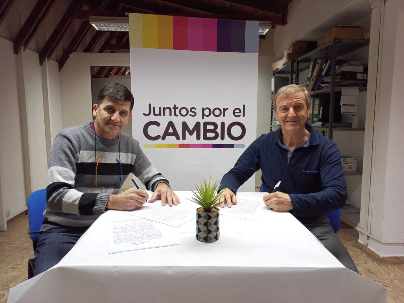 Acevedo (ARI) y Tortoriello (PRO), volverán firmar un acta de alianza, y se sumará el radicalismo. Foto Gentileza.