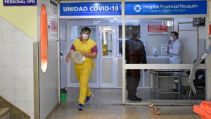 Un muerto y 45 casos nuevos de coronavirus en la última semana en Neuquén