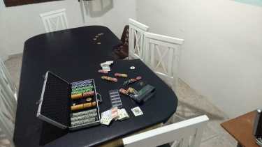 Secuestraron fichas, mesas y dados. Foto Gentileza.