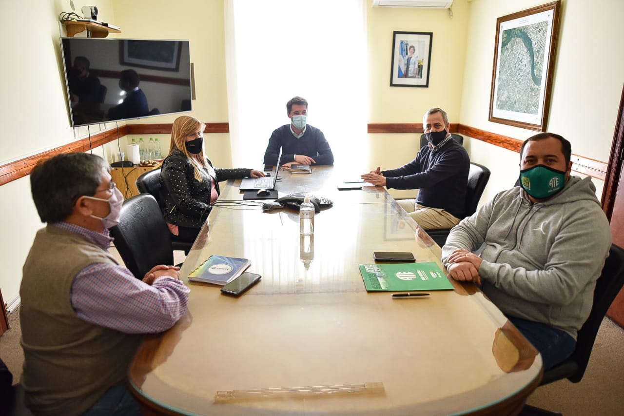 El aumento de los trabajadores estatales de Río Negro llegará al 35 por ...