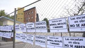 Realizan una intervención en el Consejo de Educación a una semana de la muerte de Mónica Jara