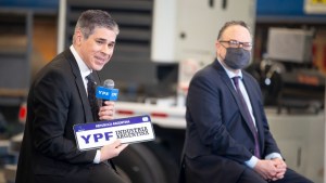 YPF: «En pocos días se va a anunciar la construcción del gasoducto a Vaca Muerta»