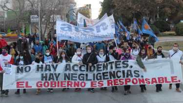 ATEN convocó a dos paros en Neuquén por la explosión en Aguada San Roque y hoy cumple con el segundo. 