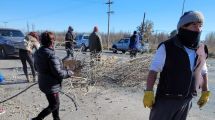 Imagen de Levantaron el corte de la Ruta 22  los vecinos del barrio de Plottier que se quedaron sin calle