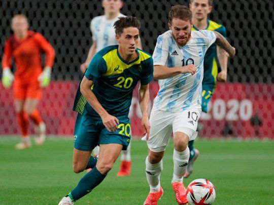 Argentina perdió en el estreno con Australia, por 2 a 0, en los Juegos de Tokio. Gentileza.