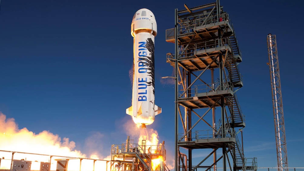 La nave de Jeff Bezos despegó desde una instalación remota en el desierto del oeste de Texas llamada Launch Site One.