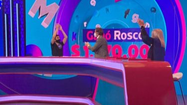 La celebración. El triunfo de Brian emocionó a Iván De Pineda e incluso a su contrincante.-