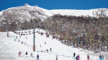 Imagen de Chapelco sólo vende pases por día por la escasez de nieve