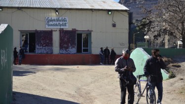 Provocaron daños en el sector de la cocina y sustrajeron elementos de sonido. (Foto: Archivo / Néstor Salas)