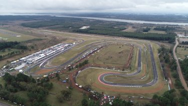 El circuito de Concordia desde las alturas, donde hoy van a estar compitiendo por el Turismo Carretera. 