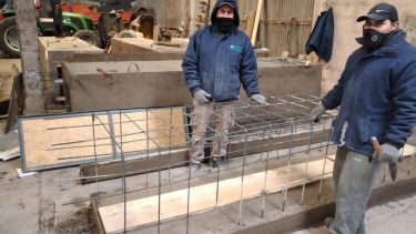 Reparan puentes en calles de la zona rural de Godoy