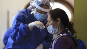 Con una leve baja en las internaciones, Argentina registró 466 muertes por Covid y 19256 casos