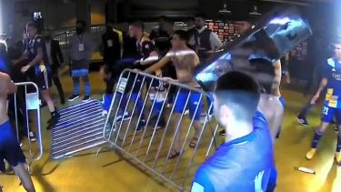Los videos del escándalo entre Boca, el presidente de Mineiro y la policía en Brasil