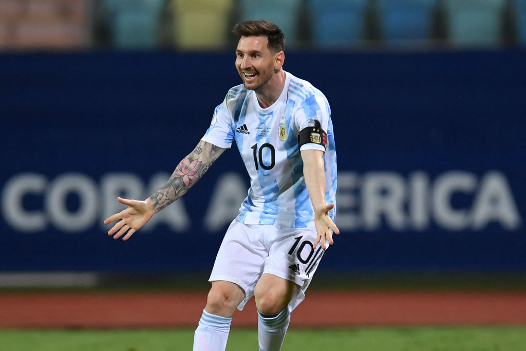 Lionel Messi es el máximo asistidor y goleador de esta Copa América. Lleva 4 en ambos rubros. 