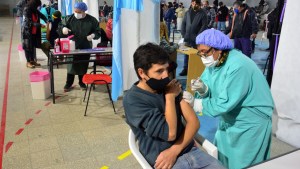 Continúa la vacunación Covid en Viedma