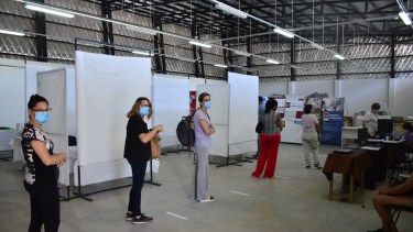 Vacunarán a demanda a personas de 45 a 50 años sin factores de riesgo en Regina