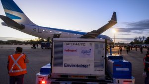 Salió a Beijing el segundo vuelo para traer vacunas Sinopharm