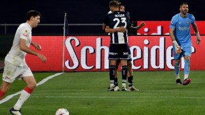 Talleres fue más que Estudiantes, lo venció en Córdoba y también es líder