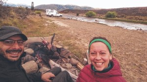 El viaje por la ruta 40 de Karen y Pablo en «La Moscovita», la ambulancia hecha camper
