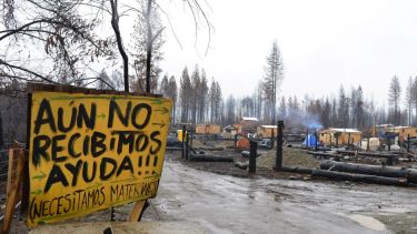 Las promesas de ayuda y viviendas dignas, todavía no llega a Lago Puelo. Foto: Alfredo Leiva.-