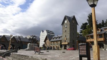 El símbolo del poder municipal: el Centro Cívico de Bariloche. Foto:Archivo