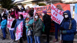 Los trabajadores de la salud reclamaron en Bariloche