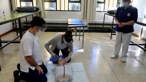 Un 11% de los universitarios de Bariloche tiene clases presenciales