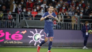 PSG le ganó 4 a 2 a Brest sin Messi y con un golazo de Di María