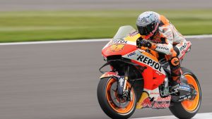 Pol Espargaró heredó el primer lugar en el MotoGP