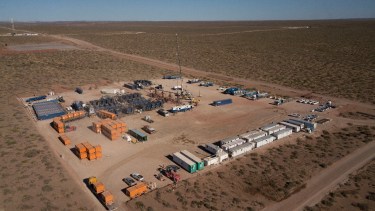 La producción de Vaca Muerta viene desde hace meses batiendo consecutivamente sus máximos niveles de producción y poniendo al tope la capacidad de transporte.