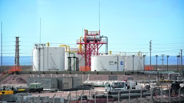 La mayor generación de los yacimientos de Vaca Muerta marcó el impulso tanto en petróleo como en gas.