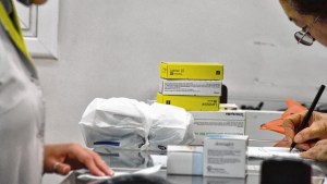 Basta de medicamentos al cesto o al inodoro: en Neuquén volverán a la farmacia