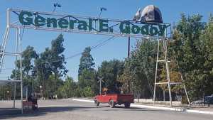 Desde el domingo vuelve a funcionar la feria en Godoy