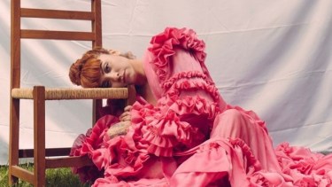 Mon Laferte anunció que está embarazada, después de un año de intentarlo. 