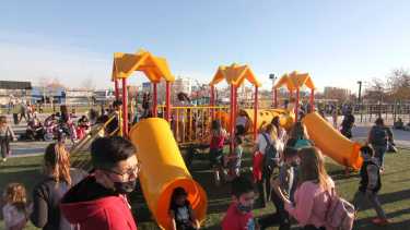 El Municipio de Neuquén destacó la participación por los festejos del Mes de las Infancias. Foto: Oscar Livera