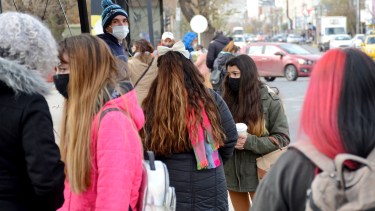 Con la mayoría de las actividades abiertas, anuncian fecha para la feriaa del Libro presencial (foto archivo)