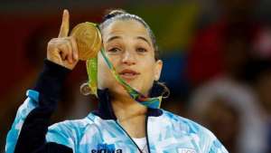 Paula Pareto tuvo un conmovedor recibimiento en el hospital en el que trabaja