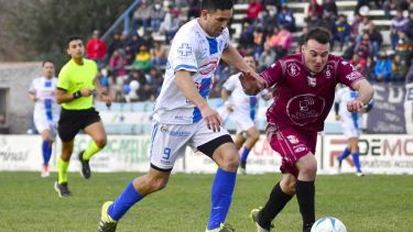 Regina perdió el clásico con Círculo y quedó afuera. (Foto: Néstor Salas)