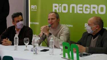 Palmieri presidió el acto de lanzamiento de la Maratón Cultural junto al Secretario de Cultura, Ariel Ávalos, y el diputado Luis Di Giácomo. (foto: Juan Thomes)