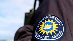 Hallaron muerto a un policía en el norte de Roca