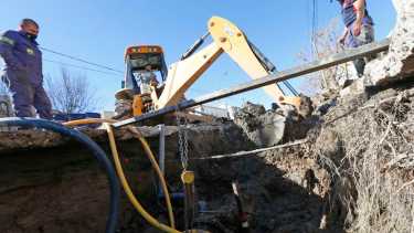 Hubo barrios que pasaron casi una semana sin suministro de agua en Roca. Foto: Juan Thomes