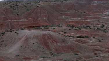 El día sábado se desarrollará la actividad presencial con cupo limitado que consiste en el recorrido por la zona de bardas en Roca. (Foto Juan Thomes)