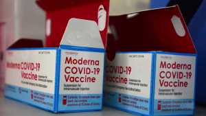 Actualizan los principales efectos secundarios que mostró la vacuna Moderna