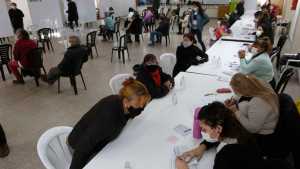 Vacunación combinada: en dos días se colocaron más de 2.000 dosis en Roca