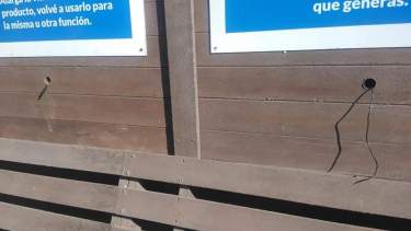 En el punto de reciclaje de Zapala  arrancaron los puertos USB. Foto: Gentileza Facebook Secretaría de Ambiente y Desarrollo Sustentable. 