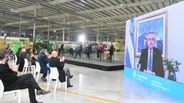 “A un país lleno de problemas económicos con una mochila espantosa como la deuda externa, vino la pandemia que es un problema para la humanidad entera”, dado que el mundo está padeciendo sus efectos", aseguró el presidente. (Gentileza).-